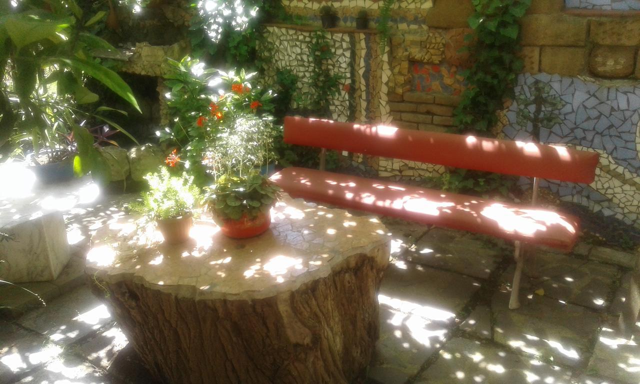 Centr Daire Kutaisi Dış mekan fotoğraf